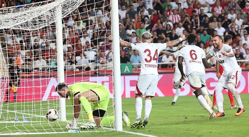 Galatasarayın bileği 22 maçtır bükülmüyor