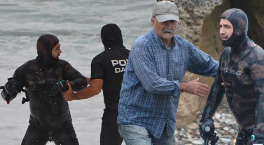 Kayalıklardan düştü Denizden 6 saat sonra kurtarıldı