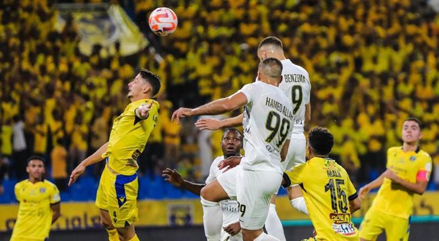 Karim Benzema 2 gol attı Al Ittihad, Al Taawouna takıldı