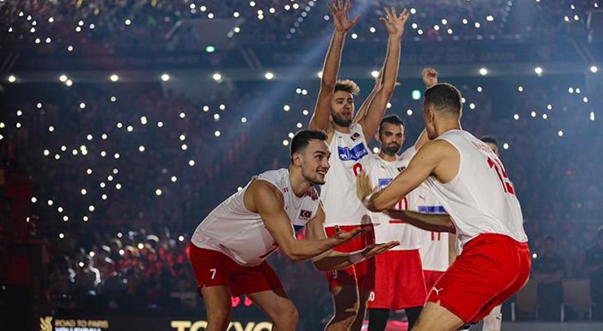 Cumhuriyetin 100üncü yılı Filenin Efelerine uğurlu geldi