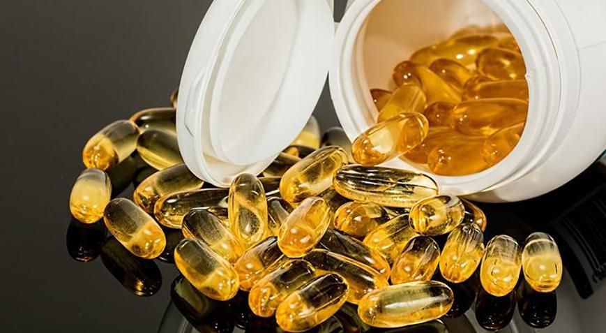 Vitaminleri bilinçsizce tüketmeyin Karaciğeri bozuyor, yarardan çok zararı dokunuyor