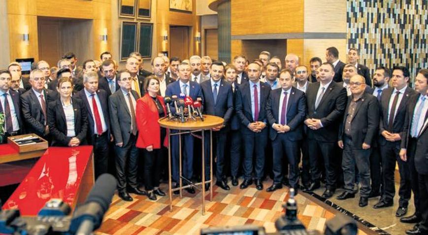 Parti Meclisi için iki anahtar liste yarıştı