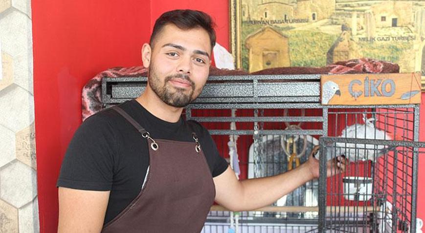 200 bin lira teklif ettiler, satmad�: Sonu�ta evlat sat�lmaz