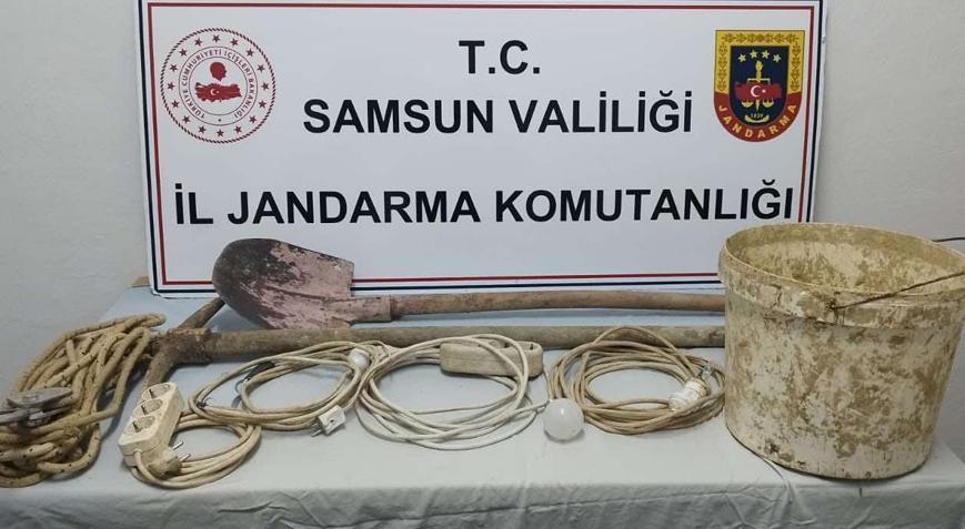 Metruk binada define kazısı Baba ve oğlu suçüstü yakalandı
