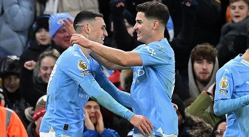 Manchester City, Sheffield Unitedı 2 golle geçti