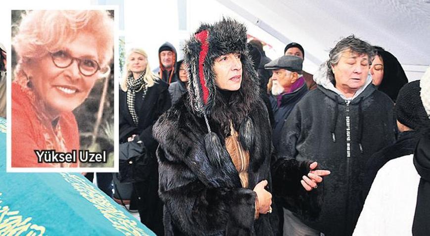 Son yolculuğuna uğurlandı