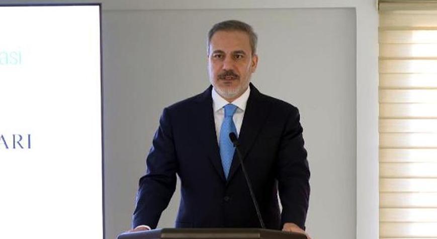 Bakan Fidan, memur adayları ile bir araya geldi