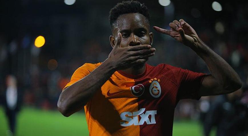Galatasarayda Cedric Bakambu, Real Betis yolcusu