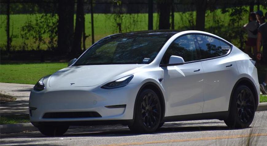 Tesla, Almanya fiyatlarını yükseltti