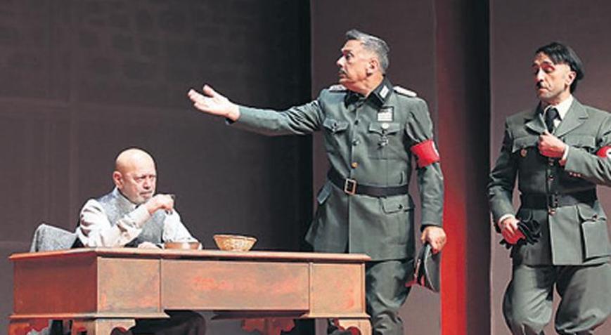 İşgalin parodisi