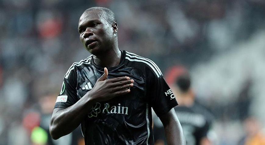 Beşikltaşta Fernando Santos ile Aboubakar arasında özel görüşme Teklifleri sezon sonuna bıraktım