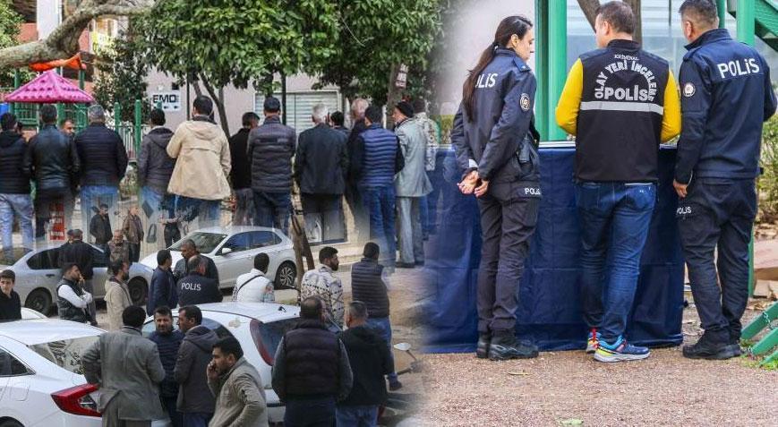 Çocuk parkında şoke eden görüntü Cesedi görmek için birbirleri ile yarıştılar