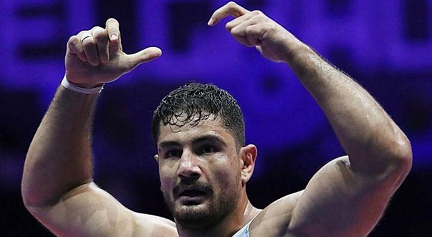 Bakan Baktan Taha Akgüle tebrik mesajı