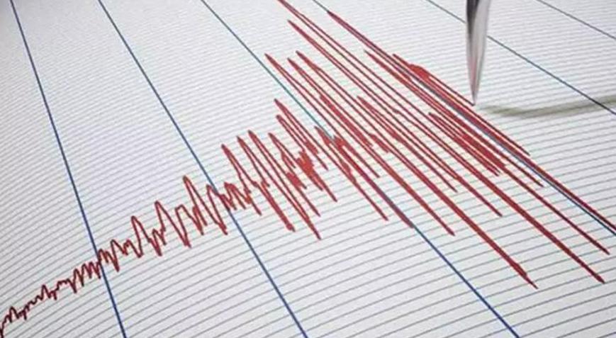 Son dakika Çanakkalede 4.9 büyüklüğünde deprem İstanbulda da hissedildi