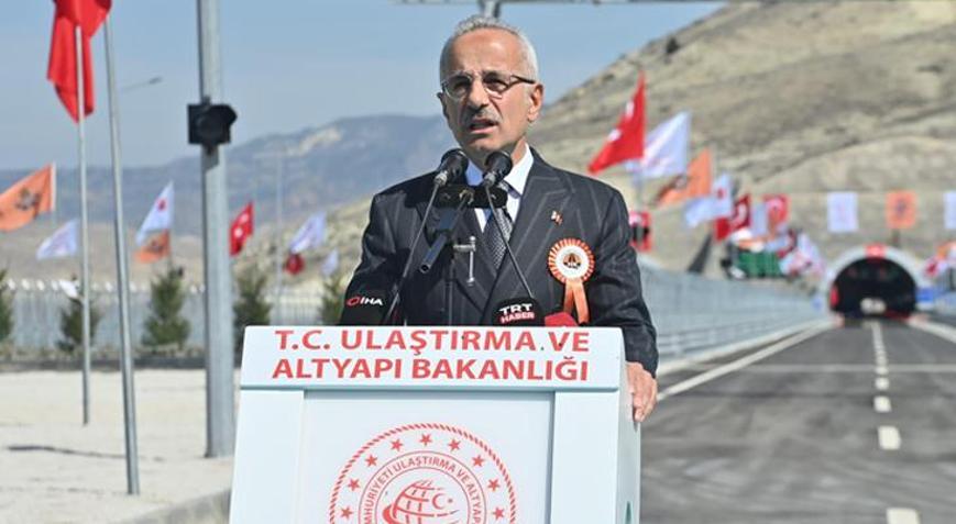 Bakan Uraloğlu açıkladı Nallıhan Köprüsü ve Kuş Cenneti Tüneli hizmete girdi