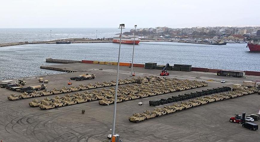 Amerikan tankları Dedeağaçta Yunanistana devasa yığınağın fotoğraflarını resmi site yayınladı