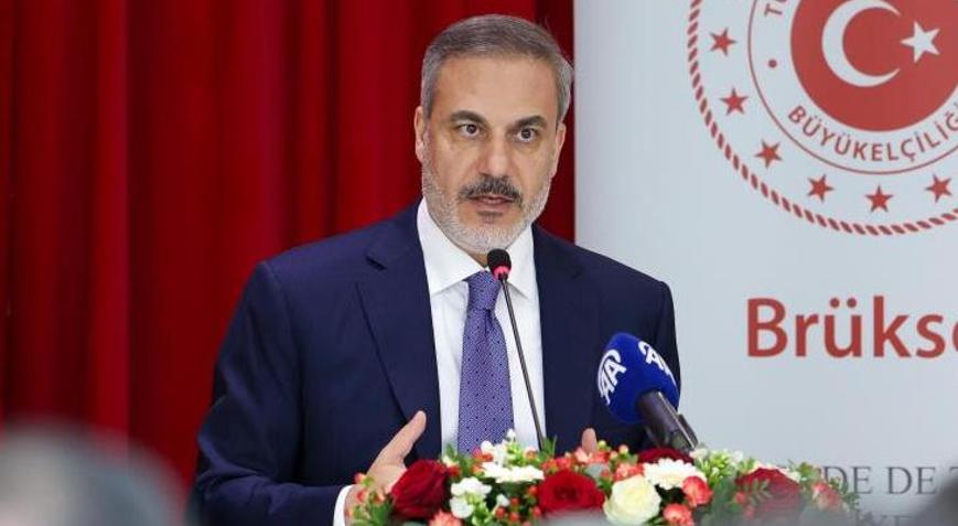 Bakan Fidan, Brüksel’de Türk vatandaşlarıyla buluştu