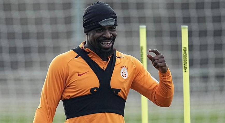 Galatasaraya Aurier müjdesi Takımla çalışmalara başladı