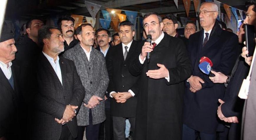 Cumhurbaşkanı Yardımcısı Yılmaz Bingöl Solhanda vatandaşlara hitap etti
