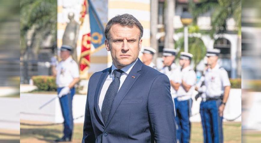 Macron’un imajı Brigitte’e emanet