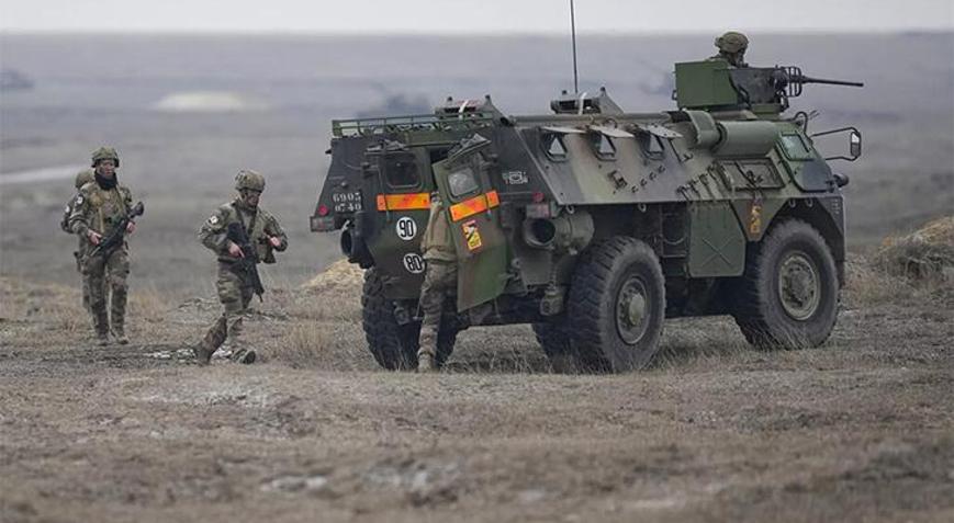 Fransa, Ukraynaya yzlerce zrhl ara ve hava savunma sistemi sevk edecek