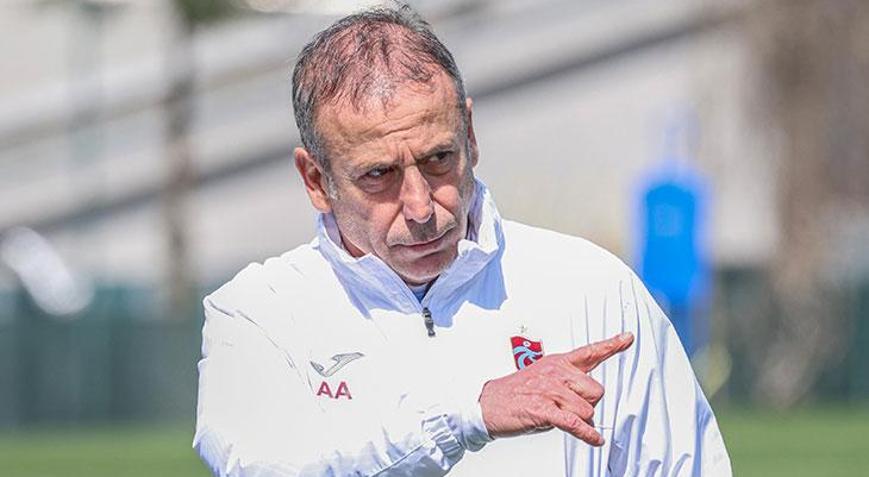 Trabzonsporda yönetim düğmeye erken bastı