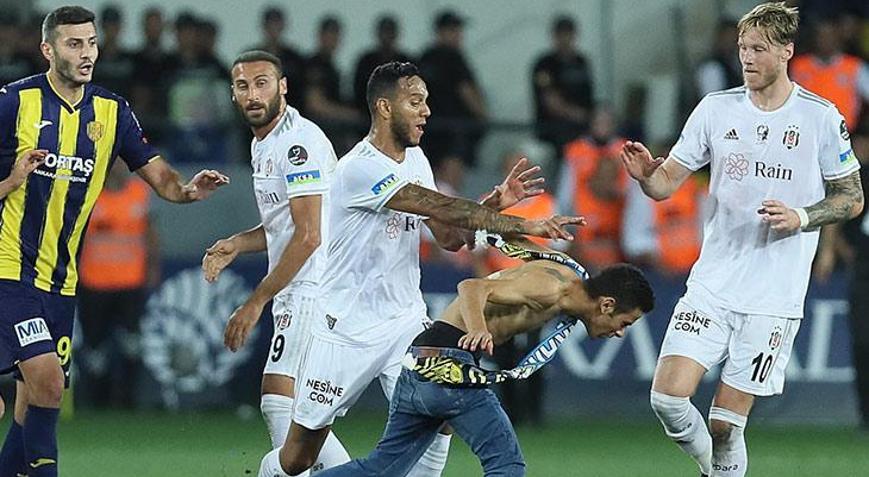 Beşiktaştan PFDK tepkisi Josef de Souza hatırlatması