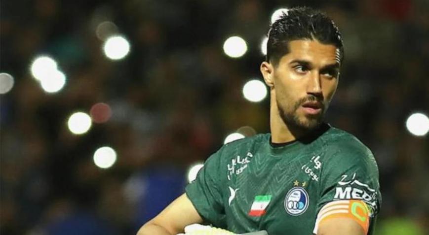 İran Futbol Federasyonundan milli kaleciye ilginç ceza