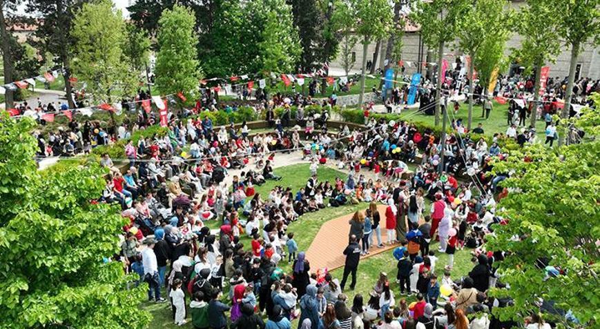 Rami Kütüphanesi’nde 23 Nisan coşkusu