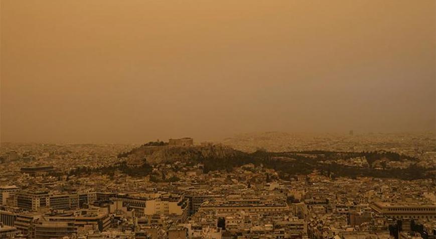 Sahra çölünden gelen toz bulutu Yunanistanı turuncuya boyadı; Türkiyenin hava kalitesini bozdu