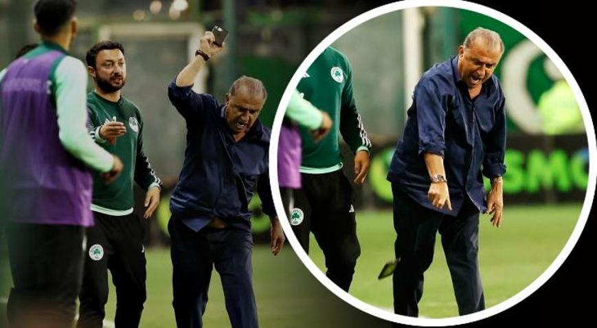 Panathinaikos'ta Fatih Terim elindeki telefonu fırlattı! Ayrılık sinyali -  Futbol - Spor Haberleri