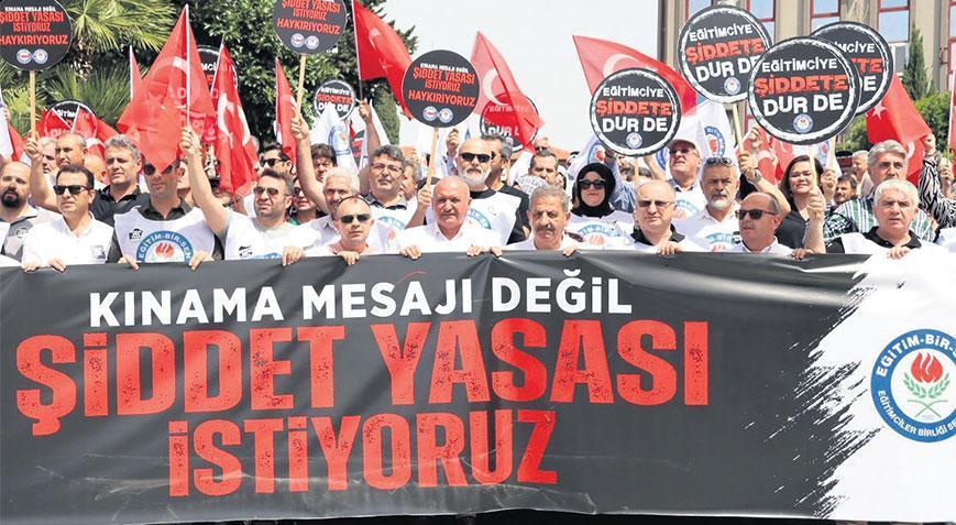 Öğretmene el kaldıran yanacak