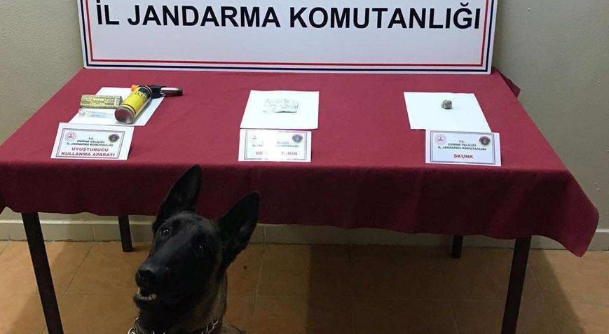 Edirne’de araçta uyuşturucu ele geçirildi