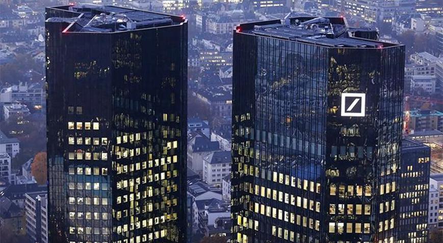 Rus mahkemesi Deutsche Bank ve Commerzbankın Rusyadaki varlıklarına el konması kararı verdi