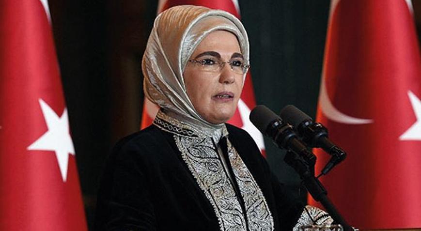 Afrika politikasının şefkat yüzü