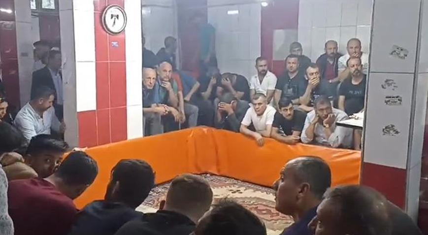 Yer: Diyarbakır... Horoz koruma derneğinde horoz dövüştürdüler