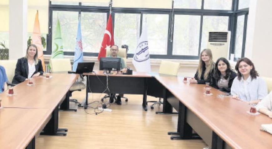 Egeli TEKNOFEST Ekibi ALS hastalığına dikkat çekti