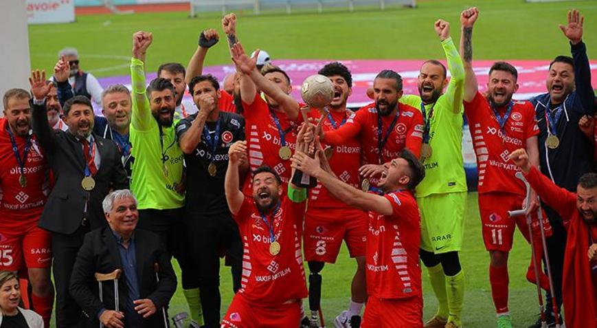 Ampute milli futbolcular gururumuz oldu En büyük Türkiye