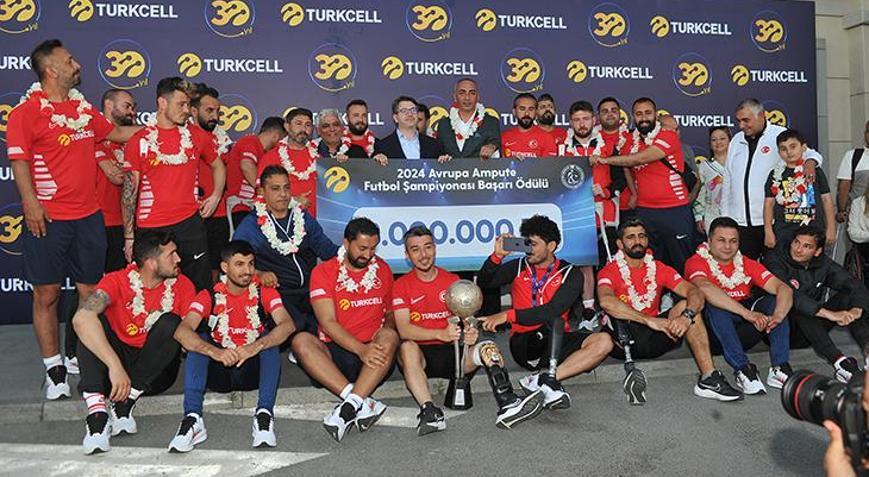 Ampute Futbol Milli Takımına coşkulu karşılama Dev başarı ödülü