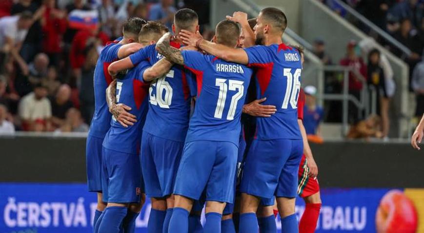 Slovakya, Galler karşısında gövde gösterisi yaptı