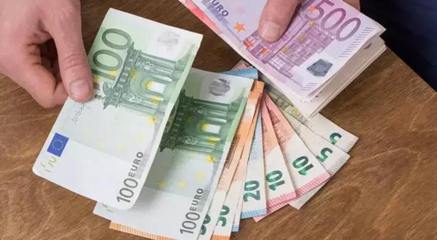Euro, Avrupa Parlamentosu seçimlerinin ardından düştü