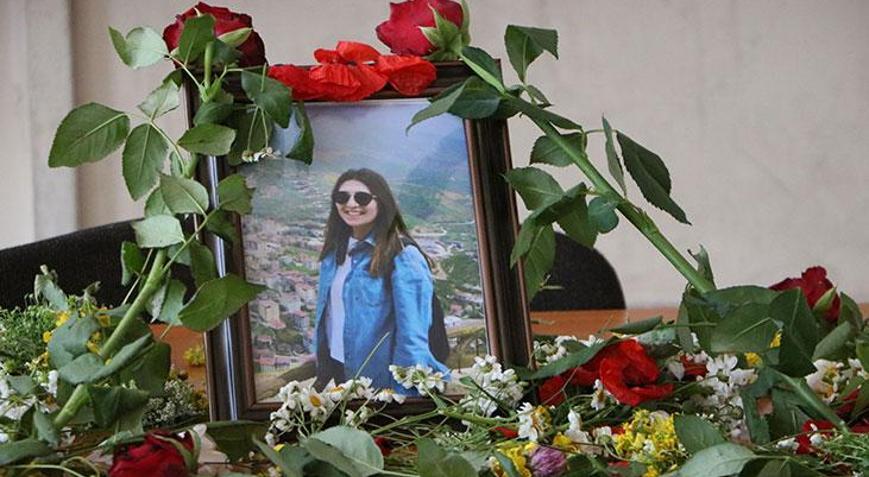 Ayşe öğretmenin okulunda yas