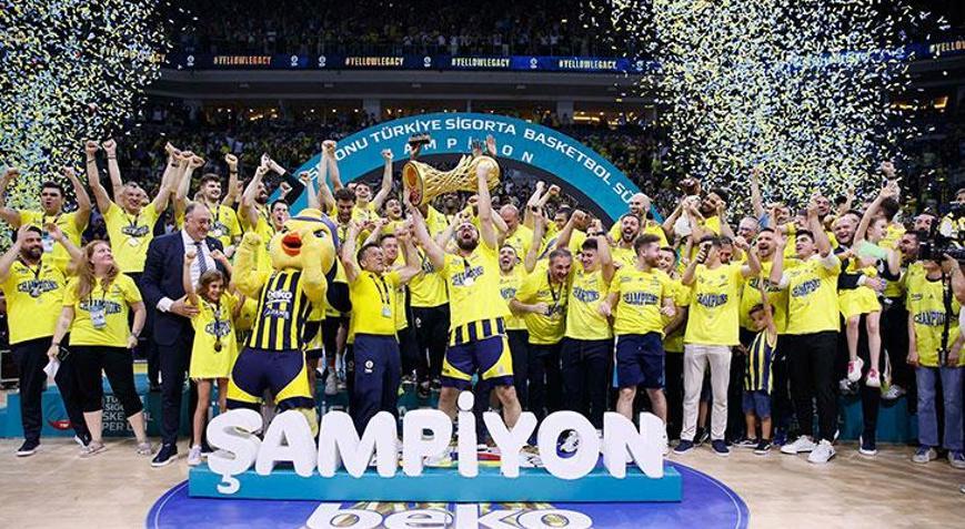 Basketbol Süper Liginde Anadolu Efesi uzatmada yenen Fenerbahçe Beko şampiyon oldu