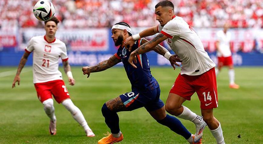 Wout Weghorst, Polonya karşısında Hollandayı ipten aldı