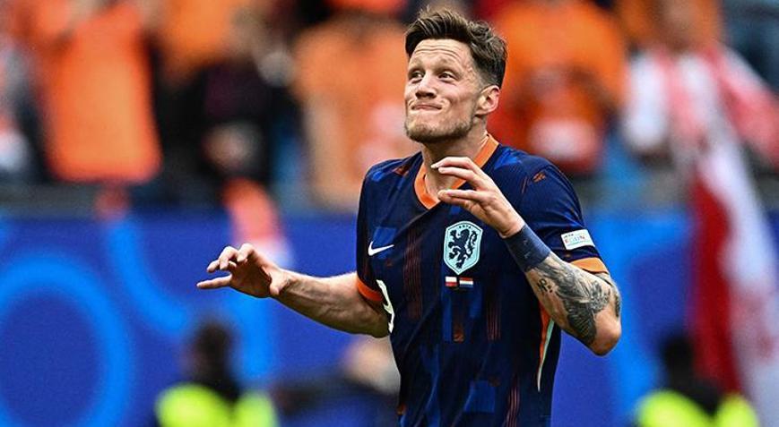 Pierre van Hooijdonk: Weghorst bu rolde ağırlınca altın değerinde