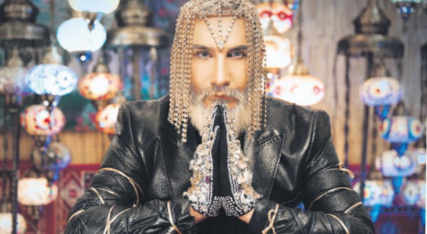 ‘Kraliçe’yle oynatacak