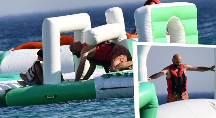 Aylin Kontente ve Alper Kul tatil sezonunu açtı Baba oğul denizde yarıştı