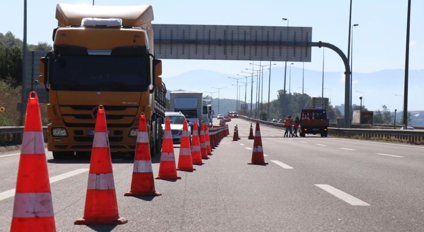 Sürücüler dikkat Bolu Dağı Tüneli İstanbul yönü 50 gün trafiğe kapalı
