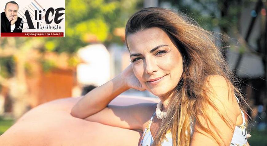 Burcu Kara: Formumun sırrı; üç katlı ev, dört erkek ve bir köpek