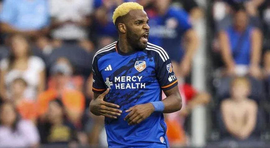 Aaron Boupendzaya Süper Lig kancası